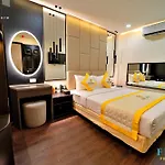 Hanz 811 Friday Premium Hotel Le Hong Phong